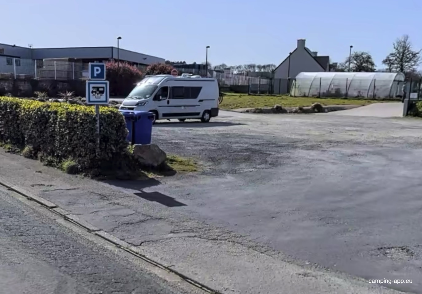 Stellplatz Saint-Pierre-Église — Camperplads in Saint-Pierre-Église