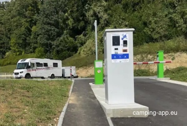 Stellplatz Pavilly — Photo 2