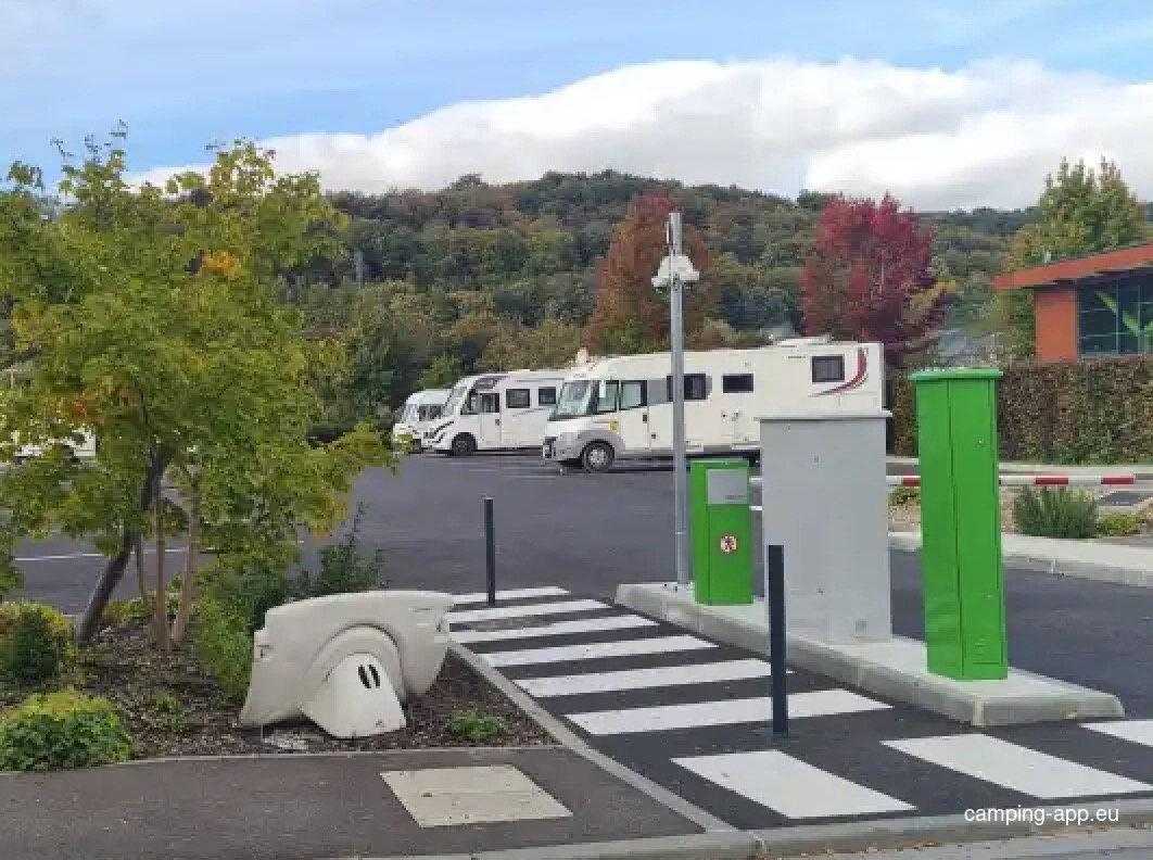 Stellplatz Montville — Sp. parking dla kamperów in Montville