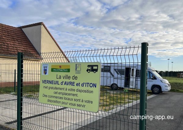 Stellplatz Verneuil d'Avre et d'Iton — Photo 3