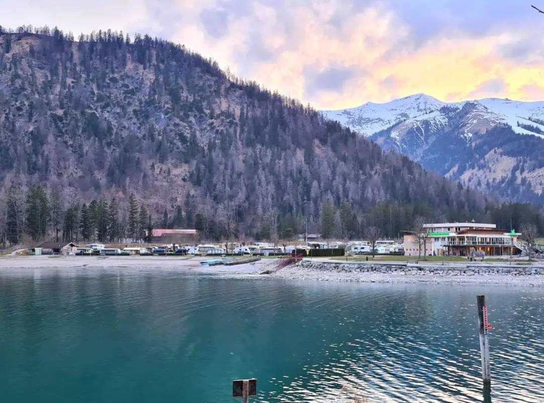 Wohnmobil-Hafen Alpen Caravan Park Achensee — QuickStop in Achenkirch