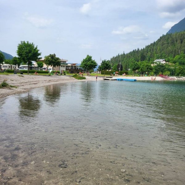 Wohnmobil-Hafen Alpen Caravan Park Achensee — Photo 3