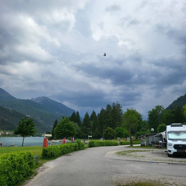 Wohnmobil-Hafen Alpen Caravan Park Achensee — Photo 4