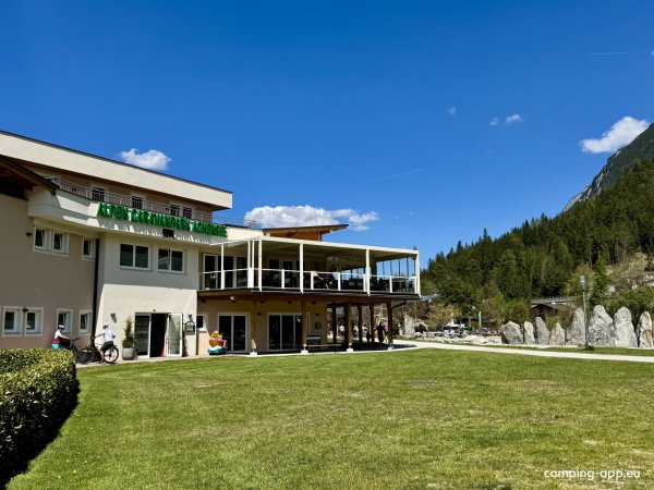 Wohnmobil-Hafen Alpen Caravan Park Achensee — Фото 4