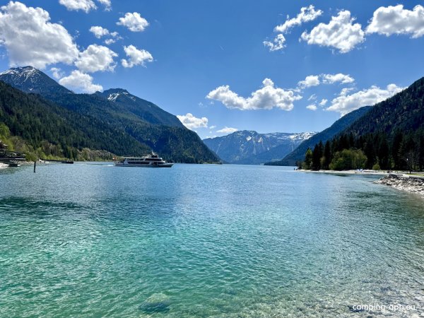 Wohnmobil-Hafen Alpen Caravan Park Achensee — Фото 2