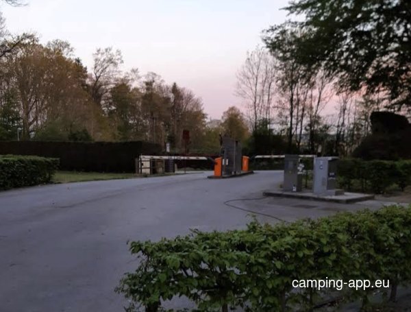 Stellplatz Tourouvre au Perche — Photo 3