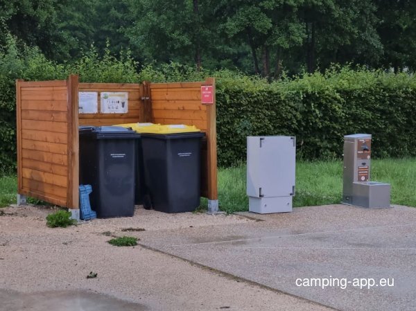 Stellplatz Senonches — Photo 2