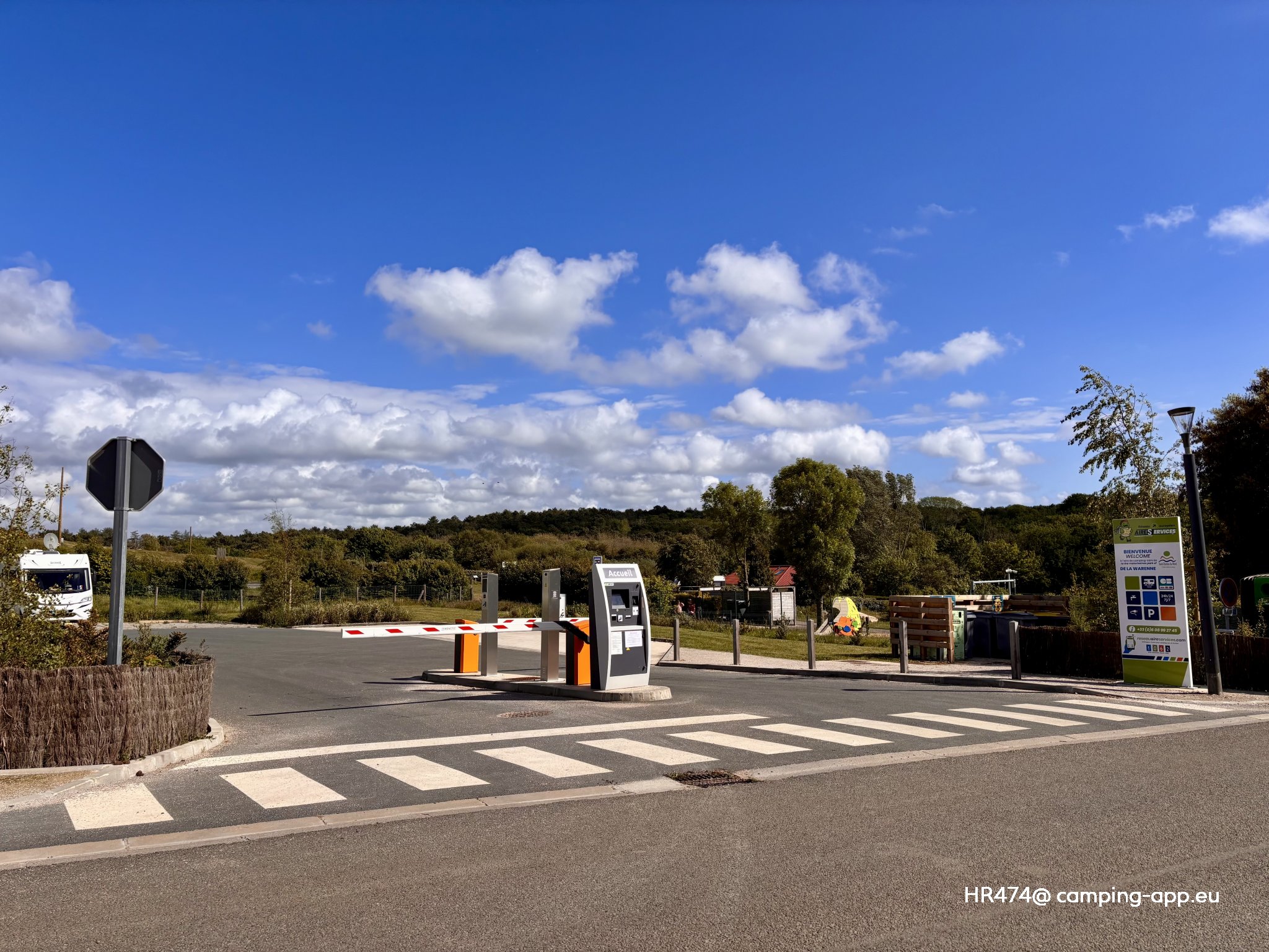 Stellplatz Saint-Étienne-au-Mont — Foto 4