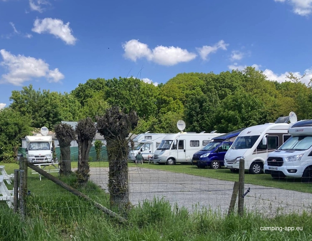 Stellplatz De Zandberg — Bobilplass in Zonnebeke