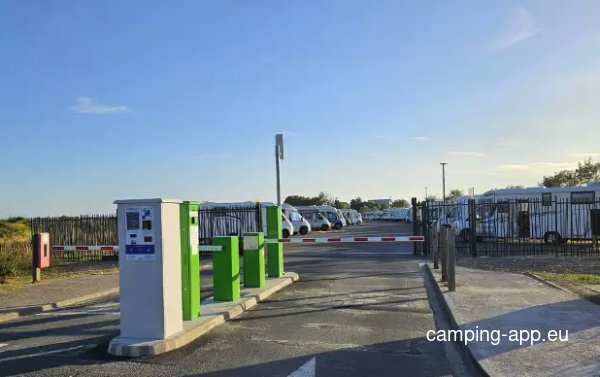 Stellplatz Calais — Photo 2