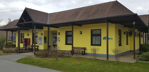 Campingplatz Donaupark Klosterneuburg — Cámping in  Klosterneuburg