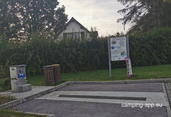 Stellplatz Saint-Germer-de-Fly — Photo 2