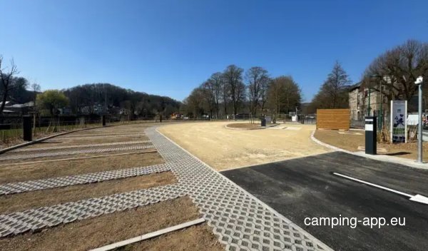 Camping-Car Park Esneux — Photo 2