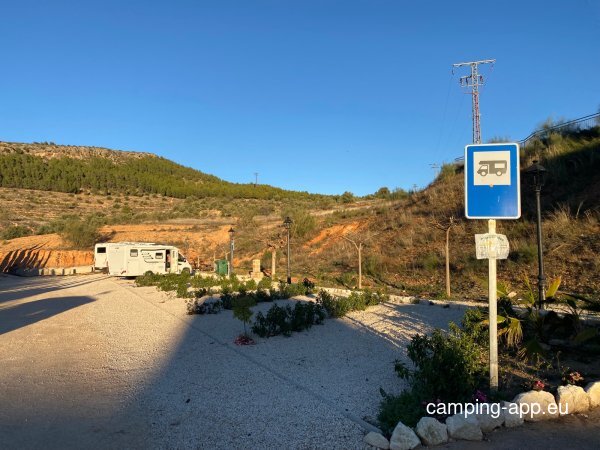 Area Aparcamiento Autocaravanas — Fotografie 5