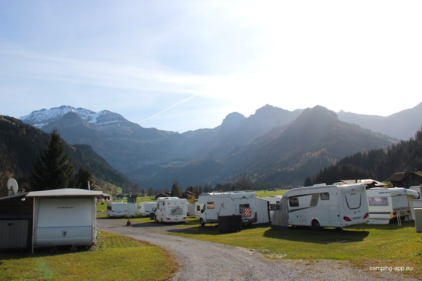 Camping Seegarten — Kemp in Lenk