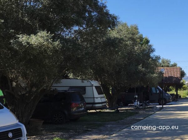 Camp los Hermanos