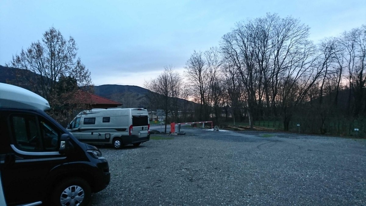 Stellplatz Rossatzbach — Ställplats in  Rossatz-Arnsdorf