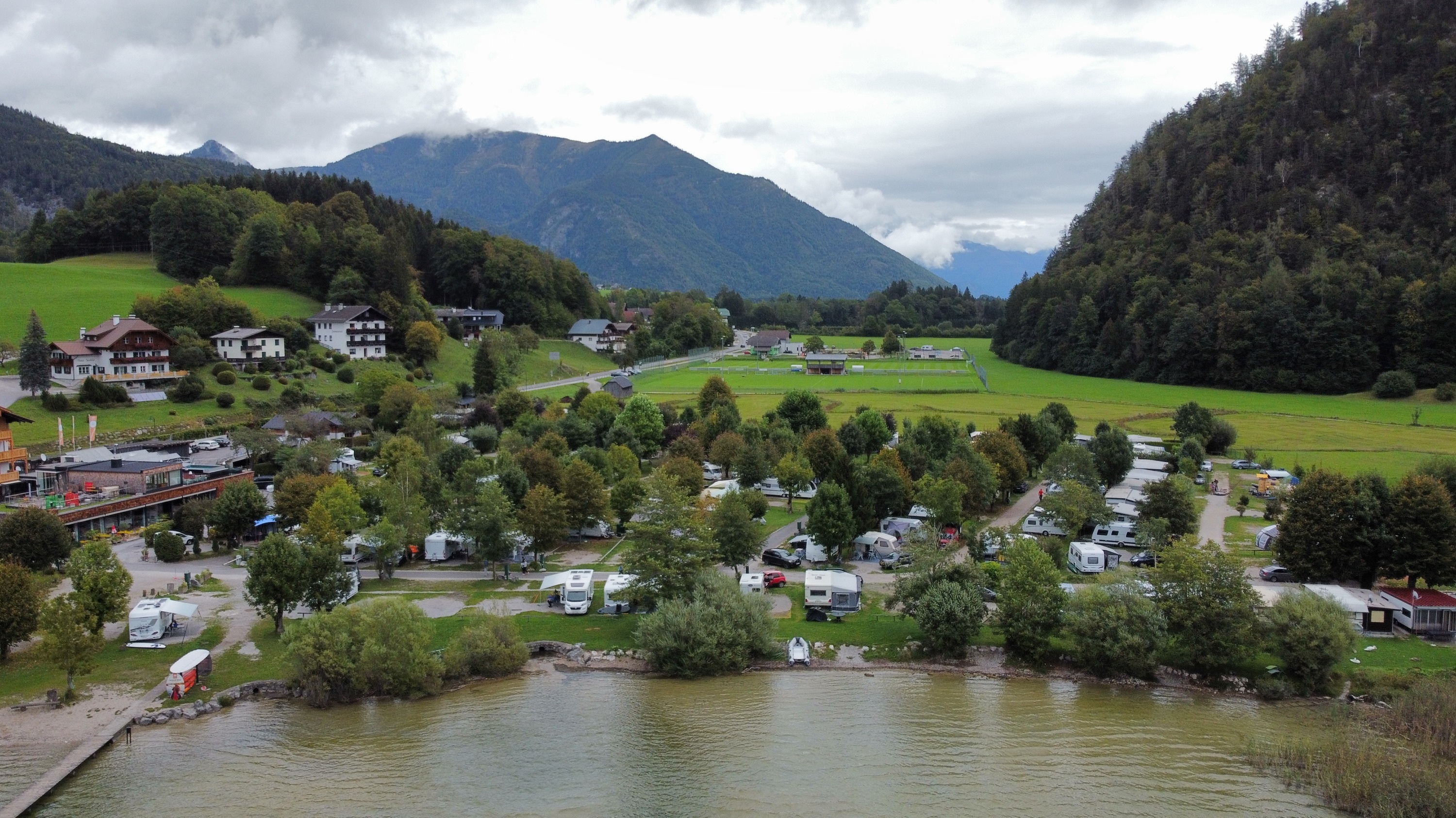 Camping am Wolfgangsee am Landhotel Berau — Camping in St. Wolfgang im Salzkammergut