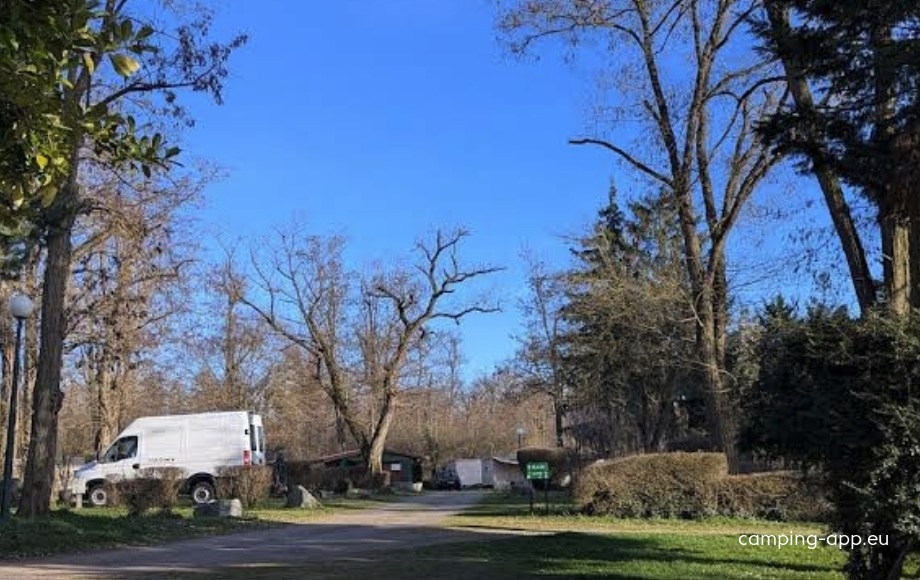 Camping Le Safary — Campingplatz in Sausheim