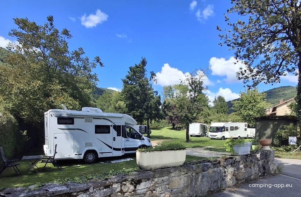 Stellplatz Jeurre — Stellplatz in Jeurre