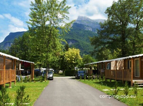 Camping Les Iles *** — Photo 2
