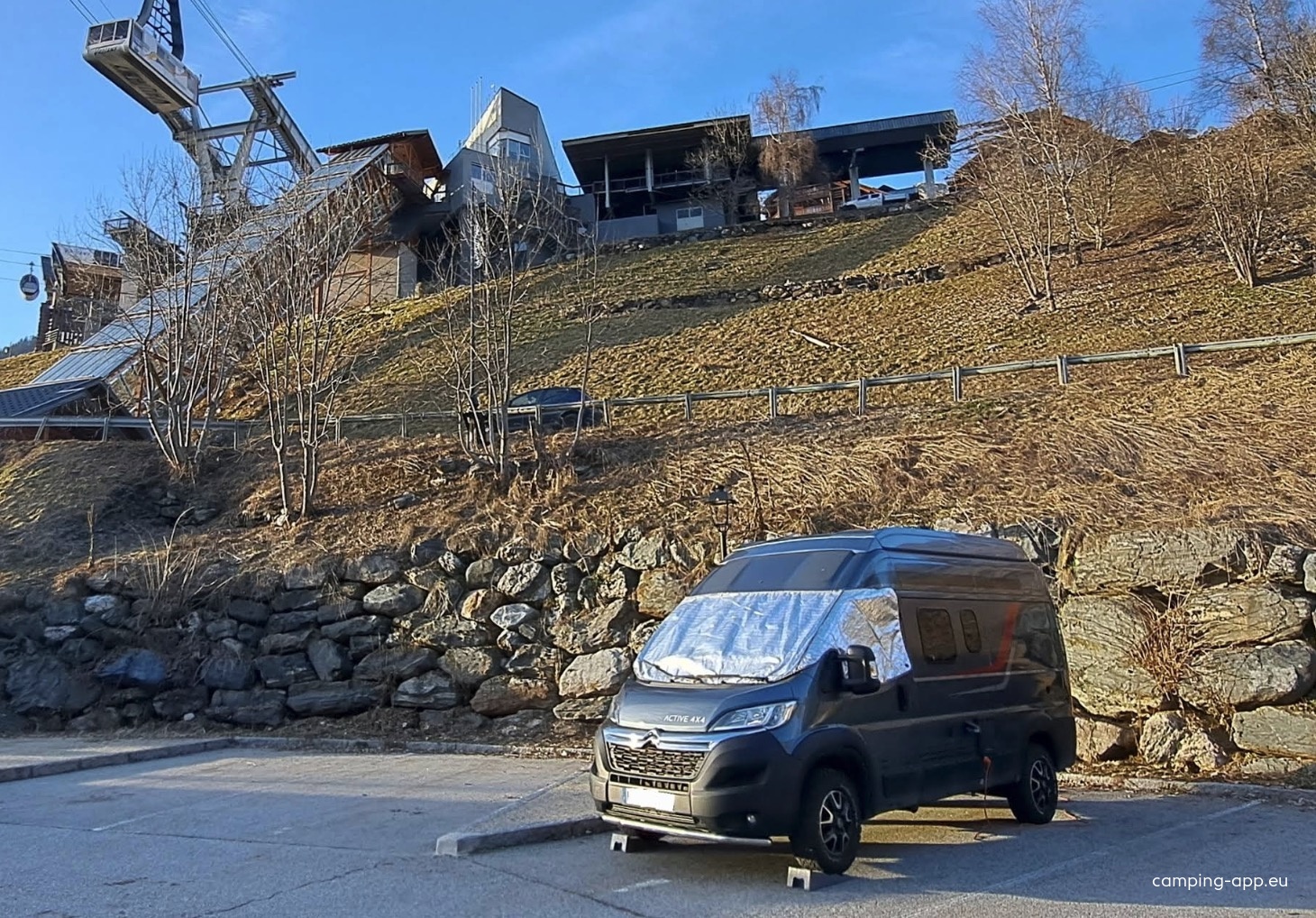 Stellplatz Vaujany — Area Autocaravanas in Vaujany