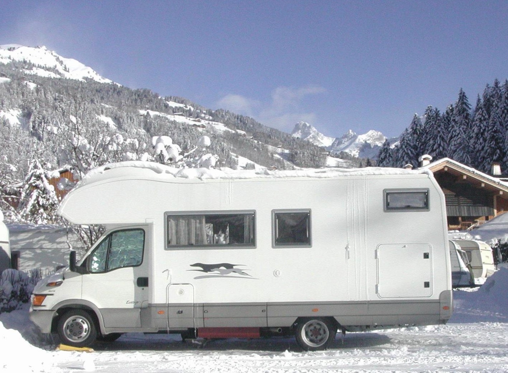 L’Escale Village - Camping & Locations *** — Kemp in Le Grand-Bornand