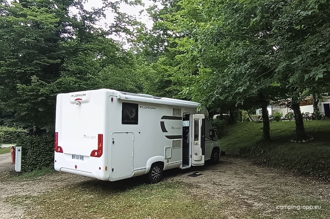 Camping La Grange du Pin *** — Campingplatz in Val-Revermont