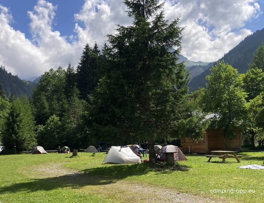 Camping Le Pontent **** — Camping in Les Contamines-Montjoie