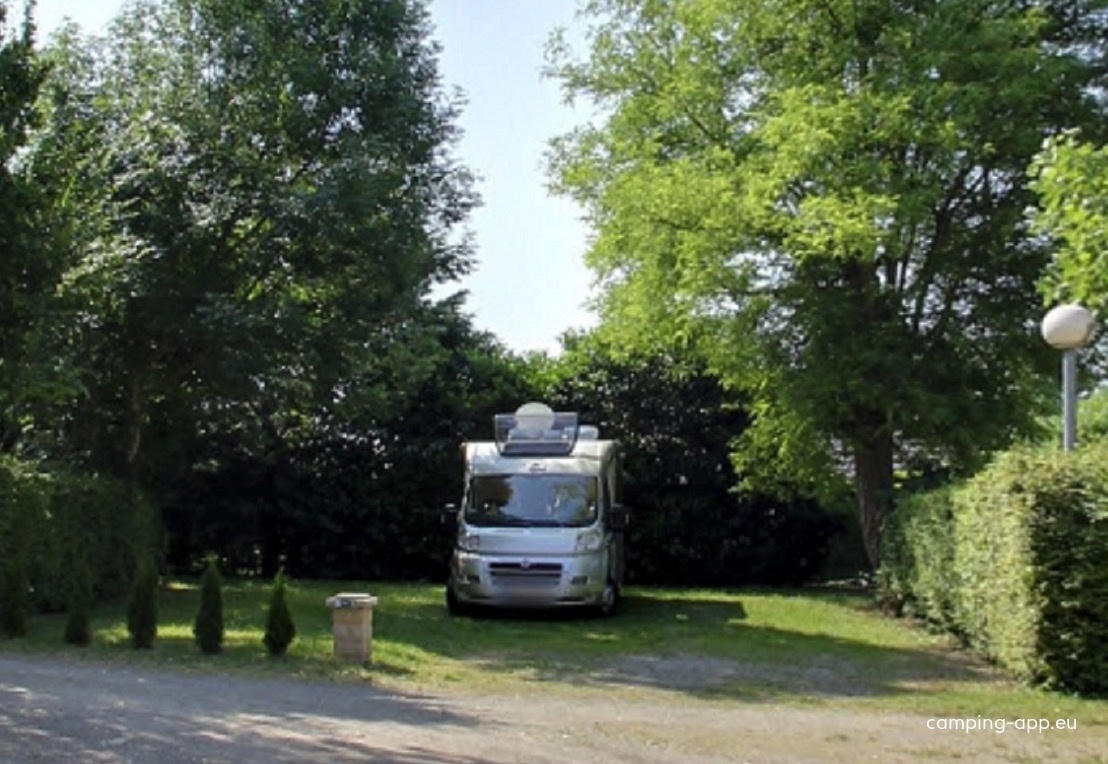 Camping-Parc La Chaumière — Sítio de acampamento in Heimsbrunn