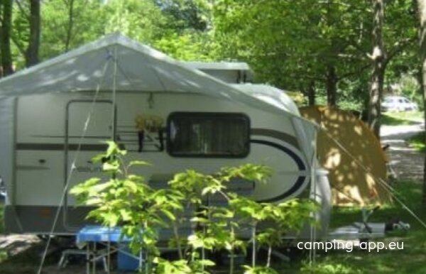 Camping du Petit Vaux *** — Foto 2