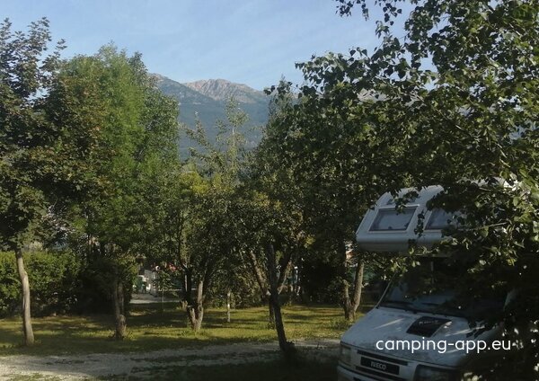 Camping Les Esparons ** — Photo 2