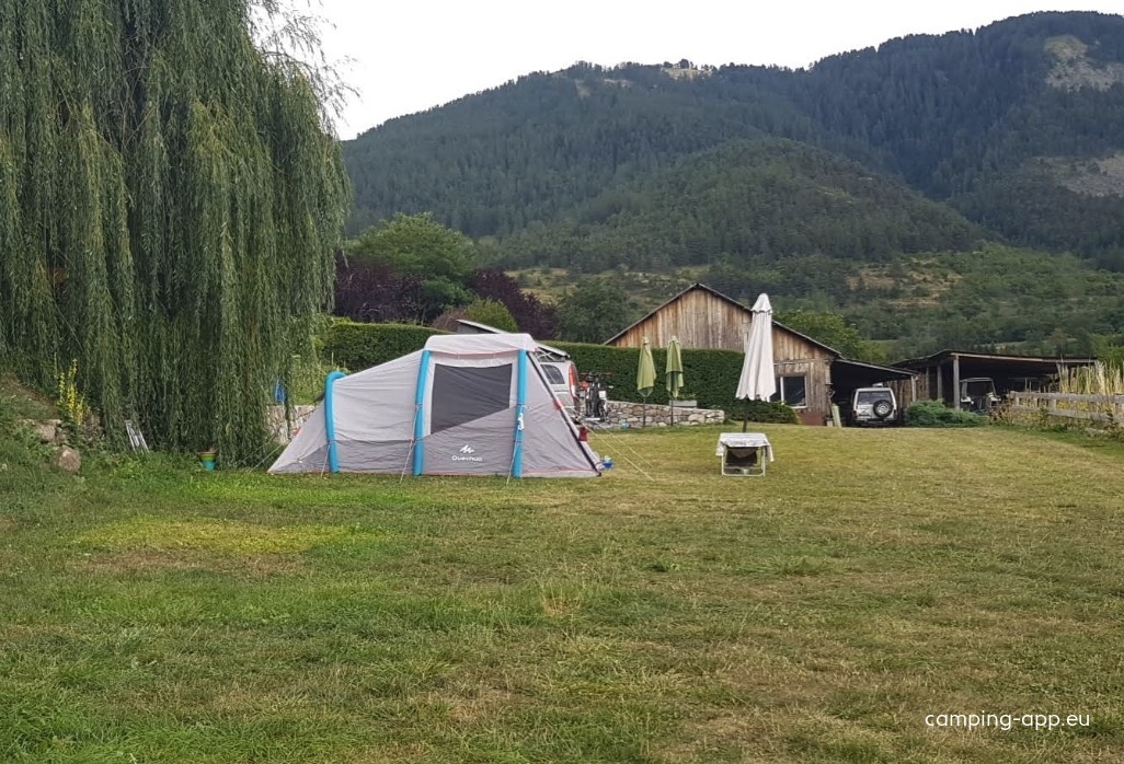 Camping de la ferme St Dalmas Valdeblore — Area da campeggio in Valdeblore