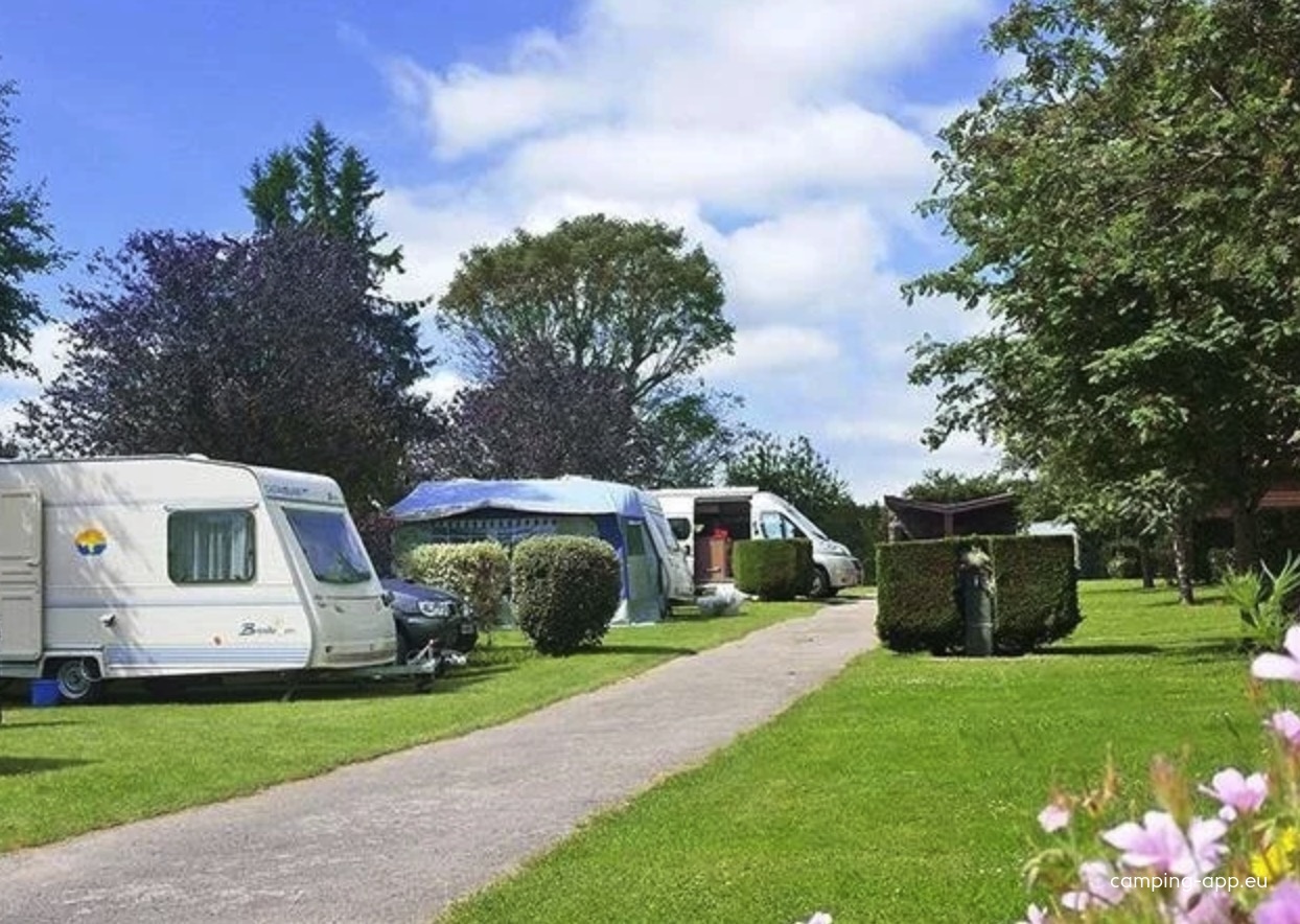 Camping Fraiteaux *** — Kemp in Plombières-les-Bains