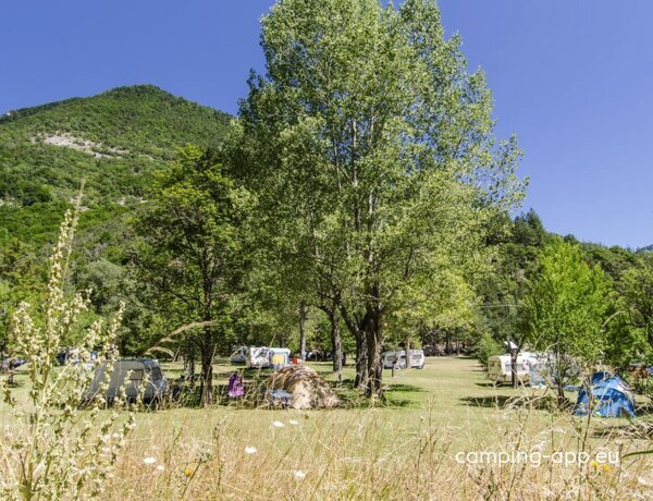 Camping Mon Repos ** — Photo 2