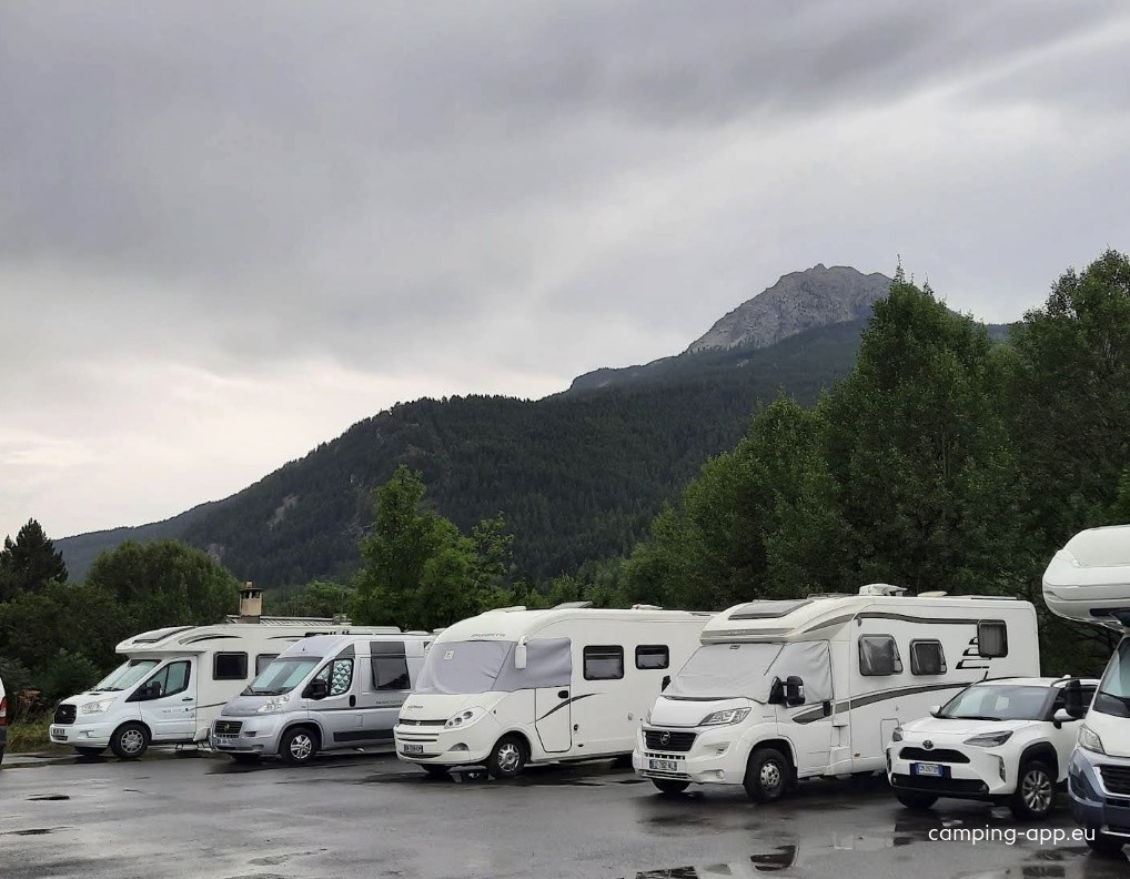 Stellplatz Saint-Chaffrey — Area di sosta in Saint-Chaffrey