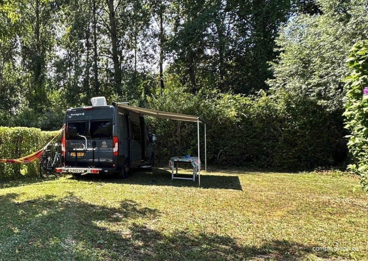 Camping Le Clairet — Campingplass in Serrières-en-Chautagne