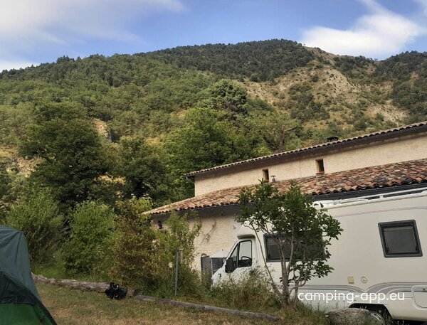 Camping à la Ferme du Seuillet — Photo 4