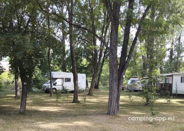 Camping l'Or Bleu ***