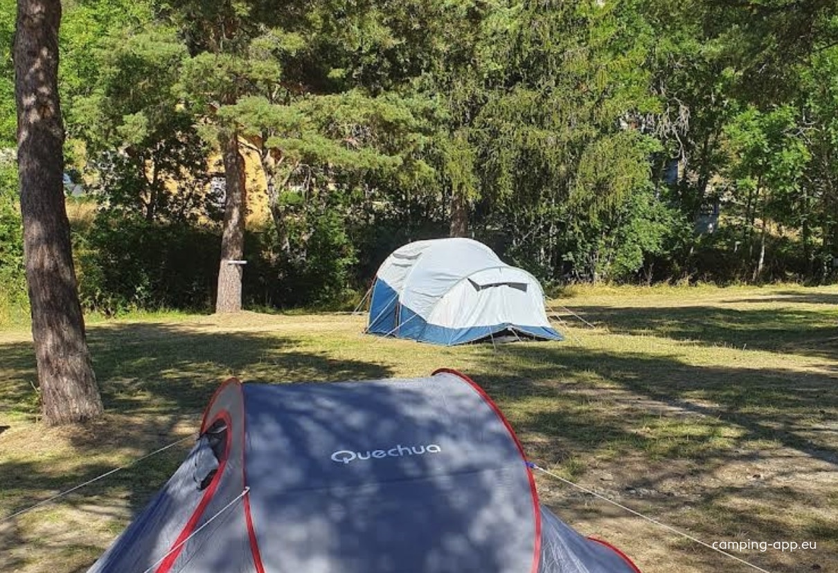 Camping Les Auches — Kamp yeri in Dévoluy