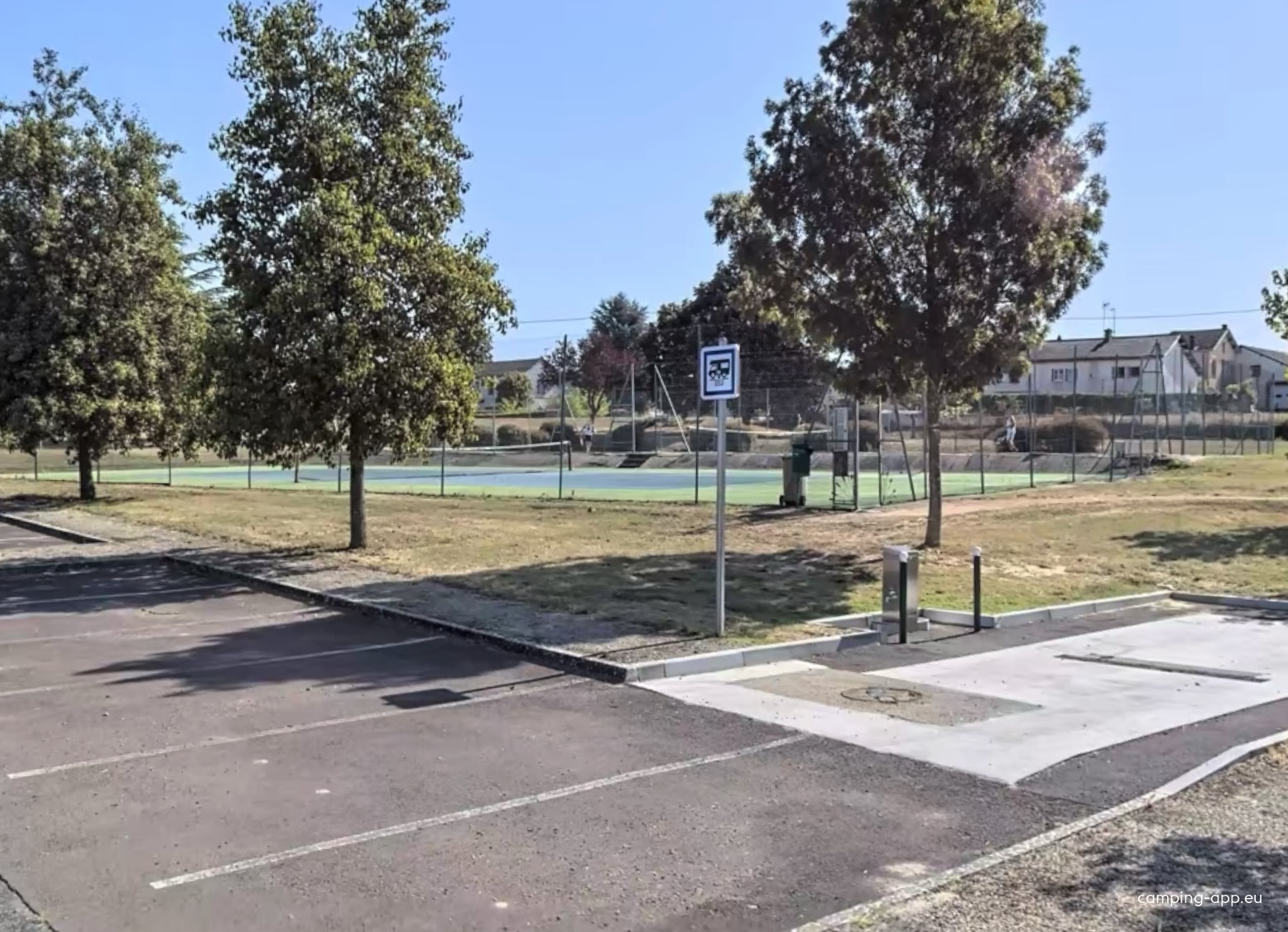 Stellplatz Romenay — Stellplatz in Romenay