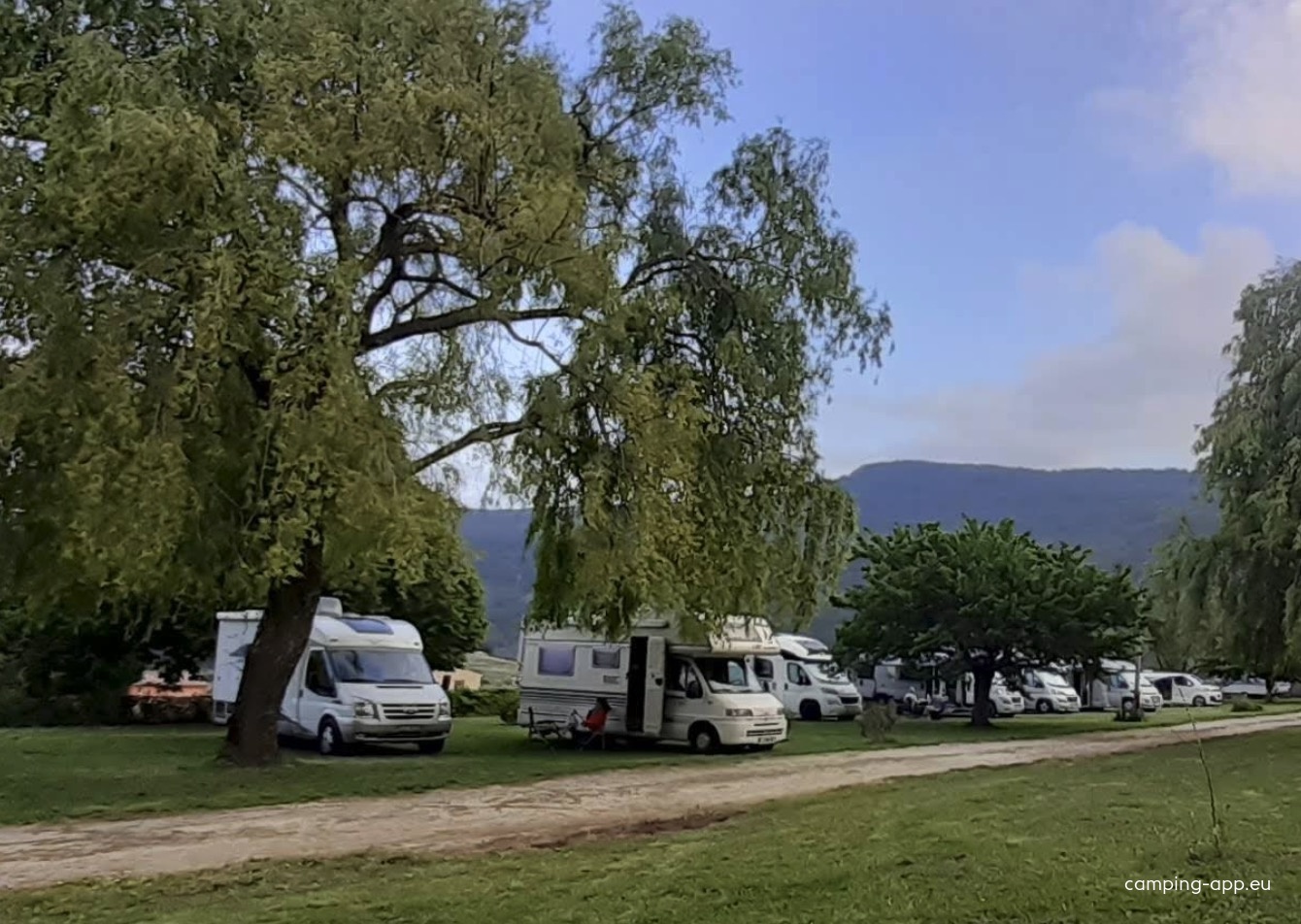 Camping Bourbon Verdon — Camping Site in La Palud-sur-Verdon