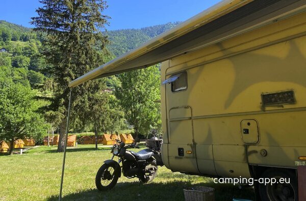 Camping Municipal Les Glières — Photo 4
