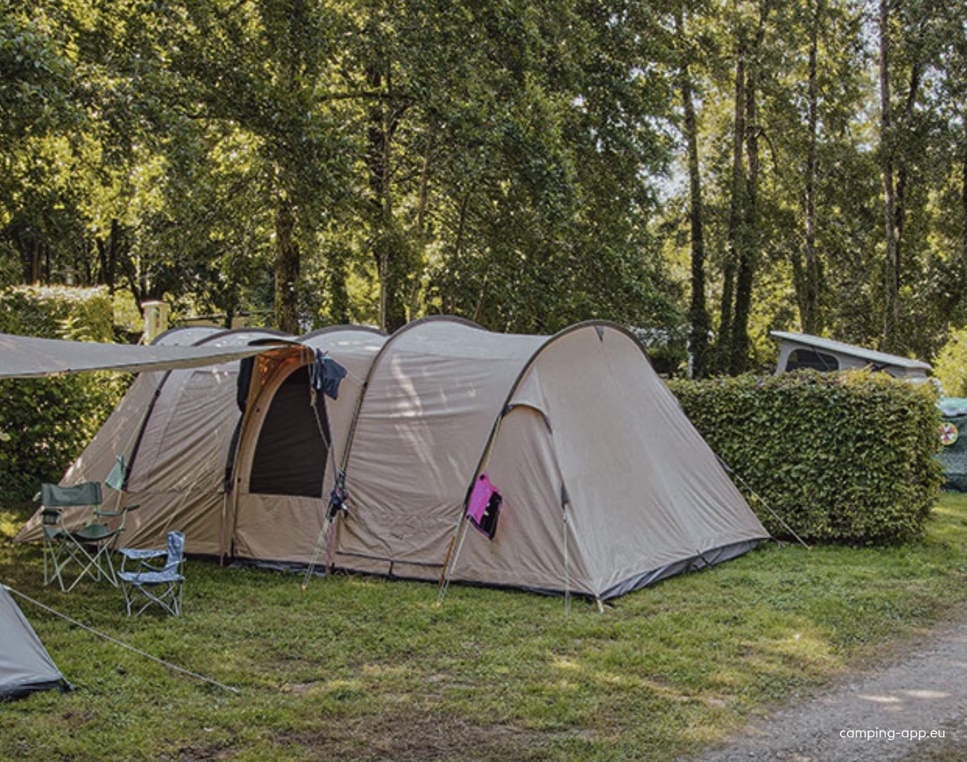 Camping Domaine de Mepillat *** — Campingplads in Saint-Nizier-le-Bouchoux