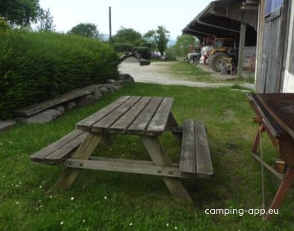 Camping Montagny-les-Lanches — Photo 3
