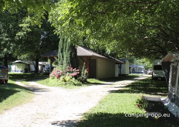 Ideales Camping *** — Photo 2