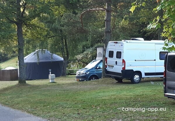 Camping-Bar les Verts Bois ** — Photo 2