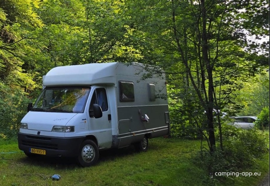 Camping La Crèche — Kemp in Le Val-d'Ajol