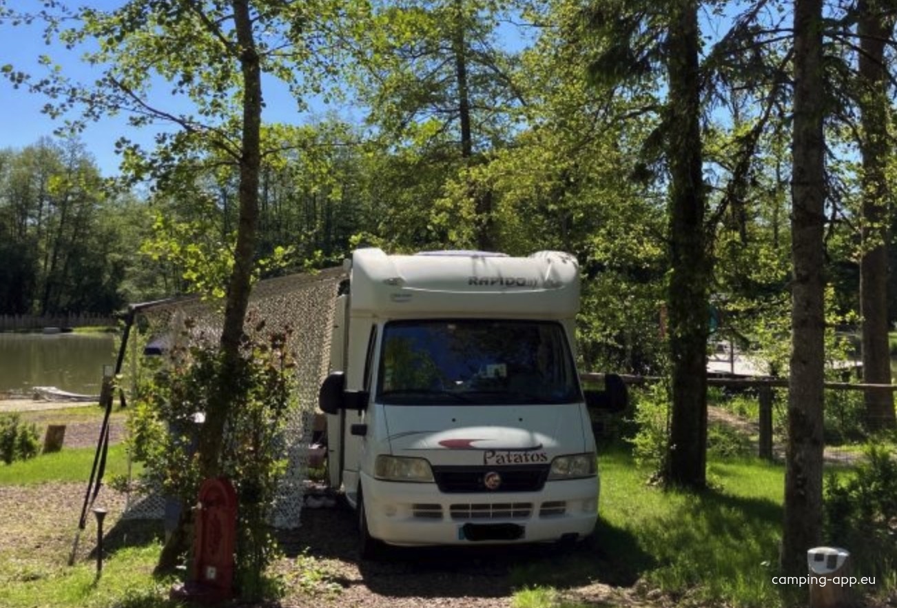 Camping Les Etangs de Saint Pancras **** (Naturisten Camping) — Camping Site in Betoncourt-Saint-Pancras