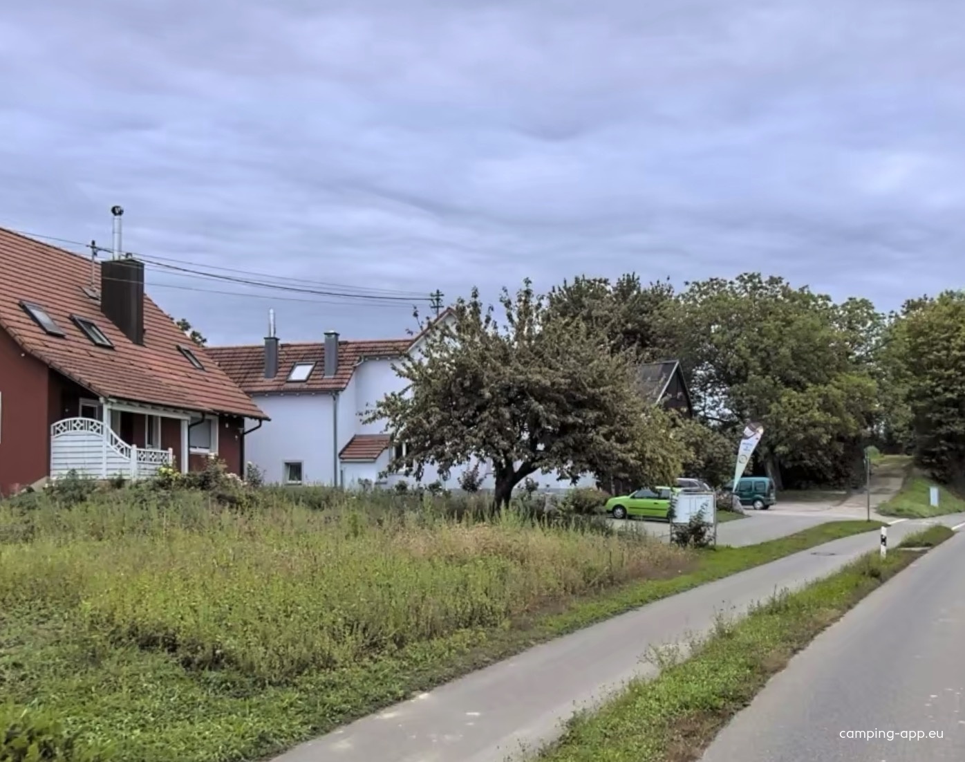 Stellplatz Weingut Kuhn — Vinícola in Freiburg im Breisgau